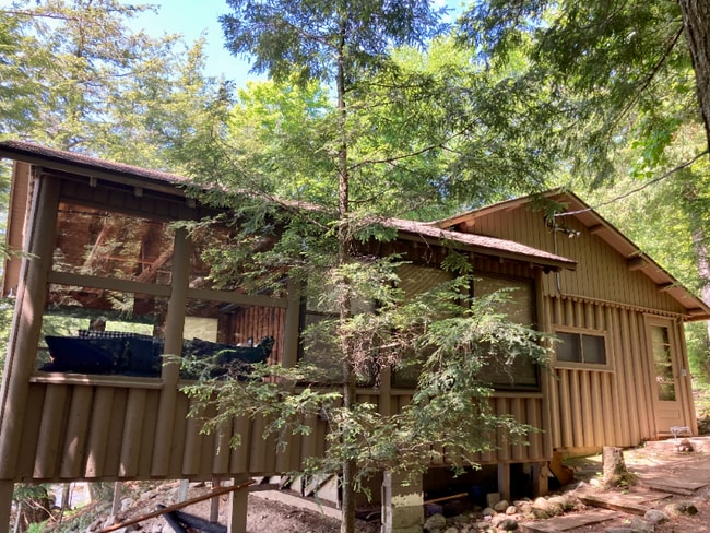 Building Photo - 4839 Lake Lucerne Dr