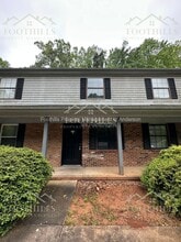 Building Photo - 119 Woodland Dr