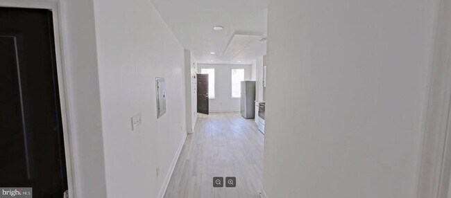 Foto del edificio - 3331 N Howard St