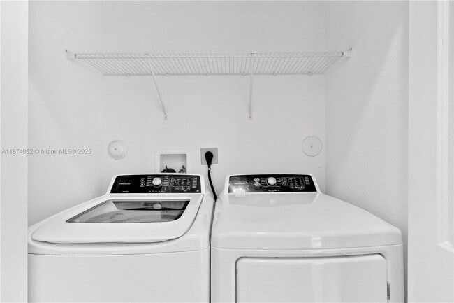 Foto del edificio - 25128 SW 113th Pl