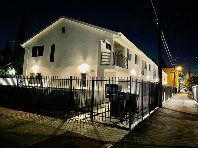 Foto del edificio - 1130 Browning Blvd