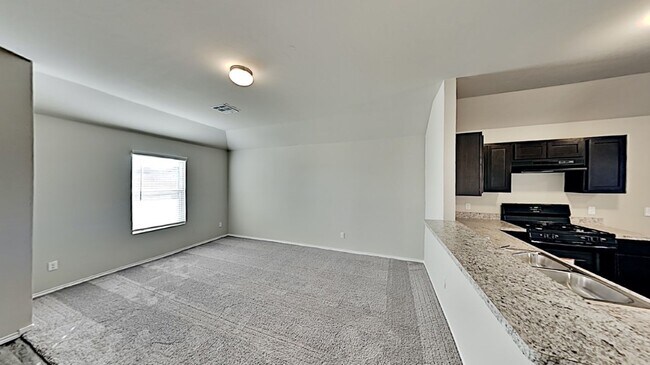 Foto del edificio - Very Nice 3 Bedroom 2 Bath Home in Yukon Schools