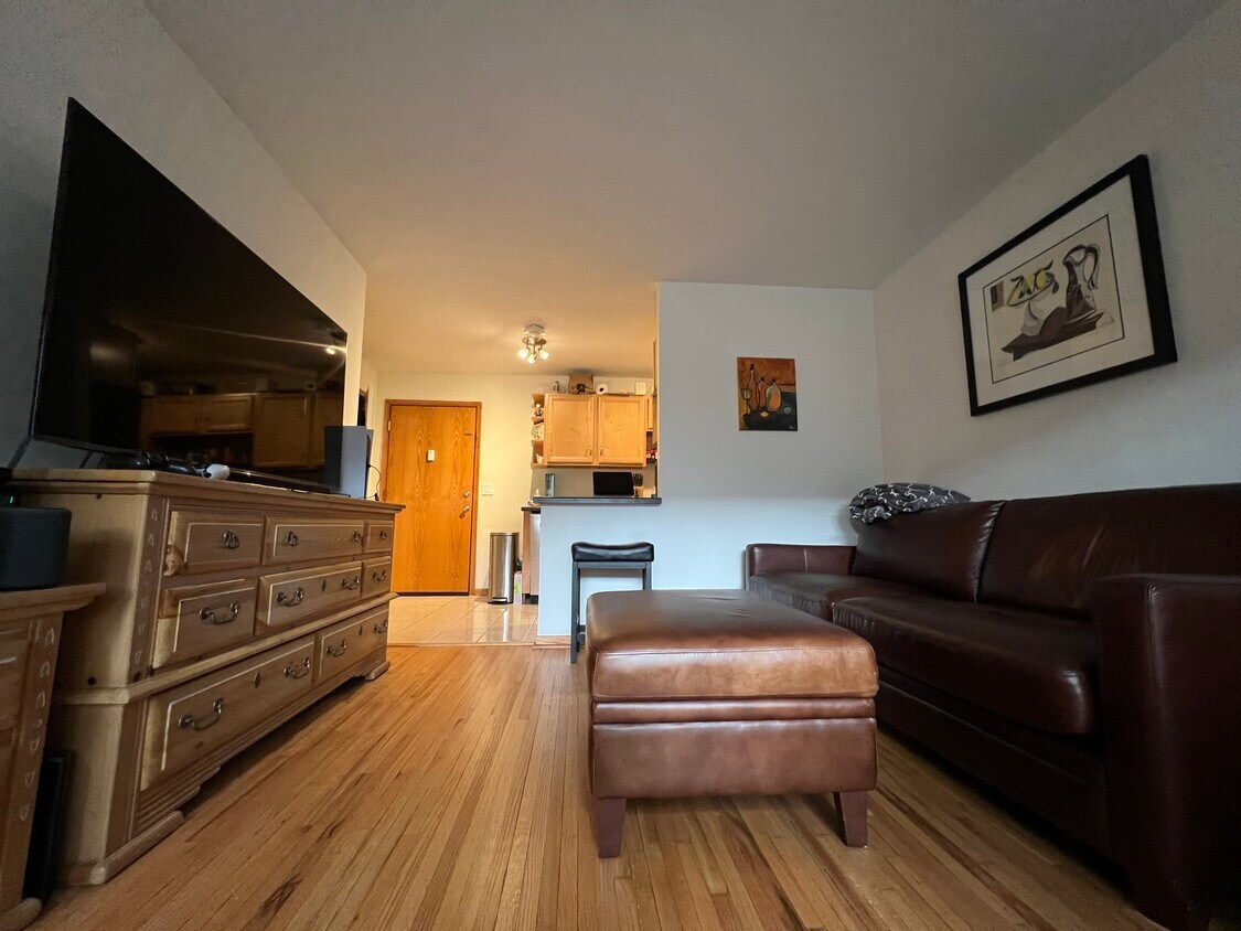 Foto del edificio - 2112 Garfield Ave