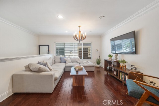 Foto del edificio - 9330 Clifton Wy