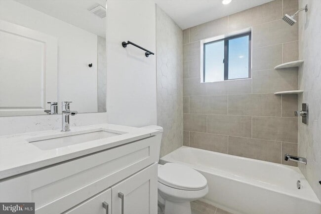 Foto del edificio - 2401 N 2nd St