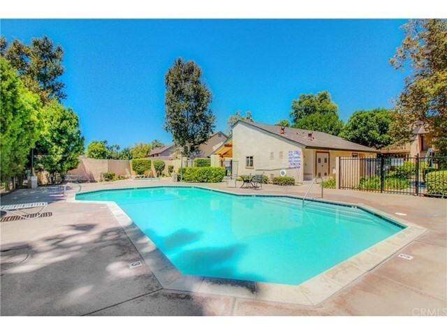 Building Photo - 20897 Serrano Creek Rd
