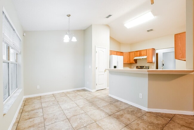 Building Photo - 1228 Mt McKinley Ct