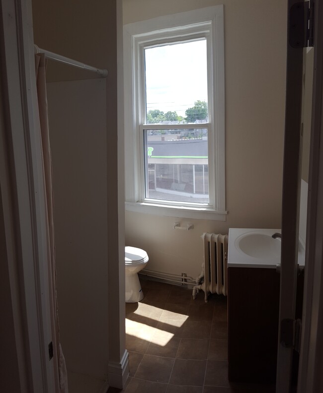 Bathroom - 4341 Montgomery Rd