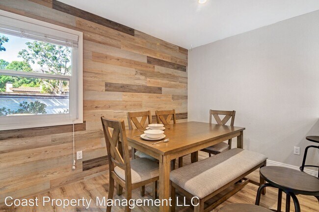 Building Photo - 3 br, 2.5 bath House - 1382 Felipe