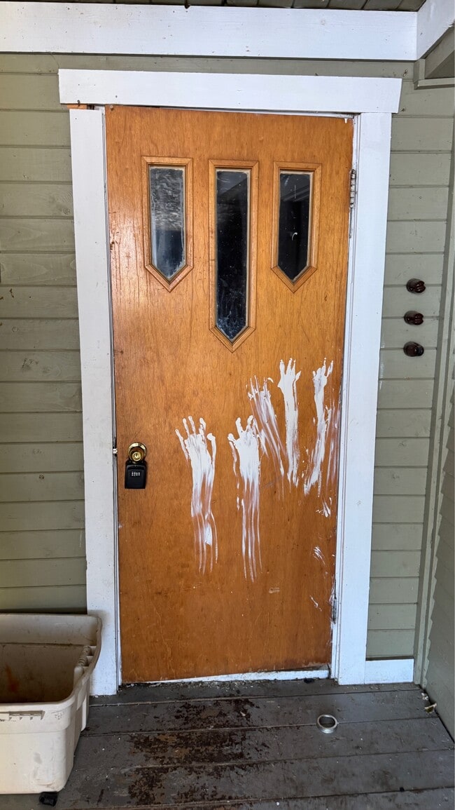 Building Photo - 942 NB-380