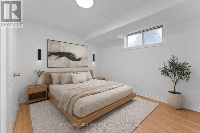 Building Photo - 502 Westmount Ave