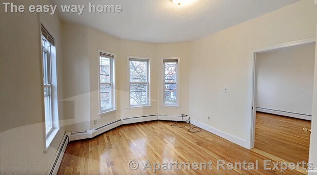 Photo - 38 Bond St Apartment