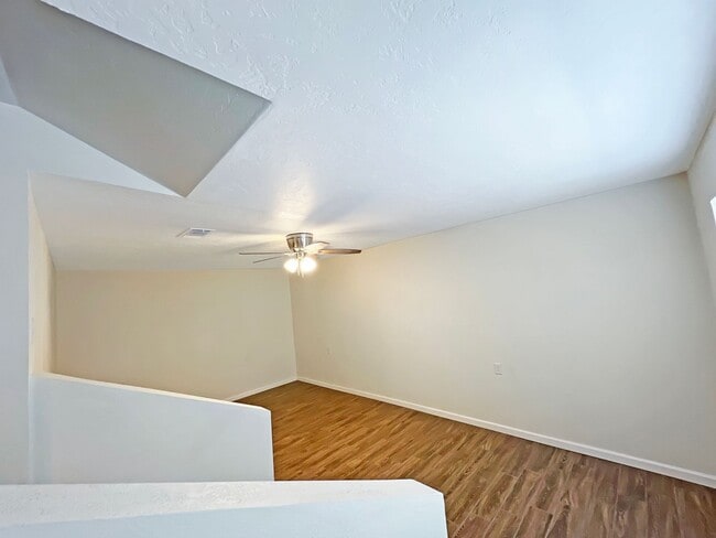 Foto del edificio - 522 N Coleman St