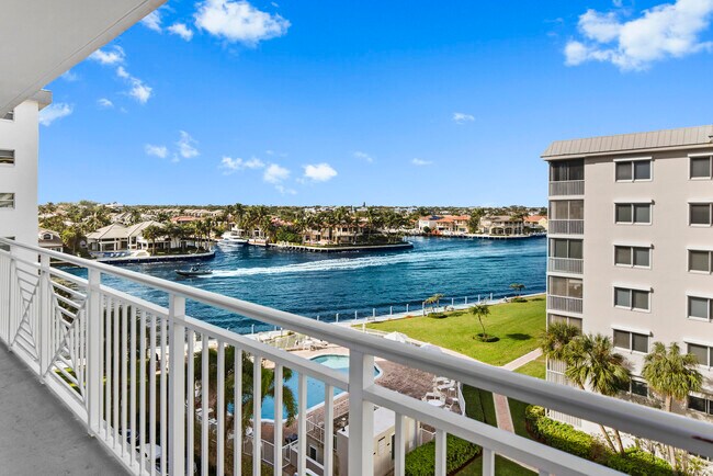 Foto del edificio - 3114 S Ocean Blvd