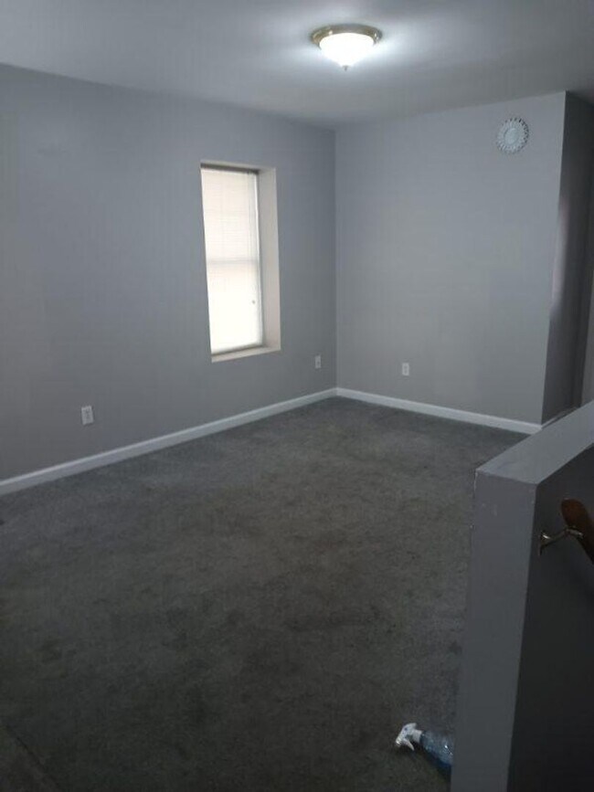 Foto del edificio - Beautiful 3 Bedroom, 2.1 Bath Home in Trenton!