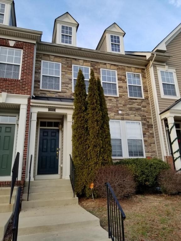 Primary Photo - 21915 Weeping Willow Lane Unit C