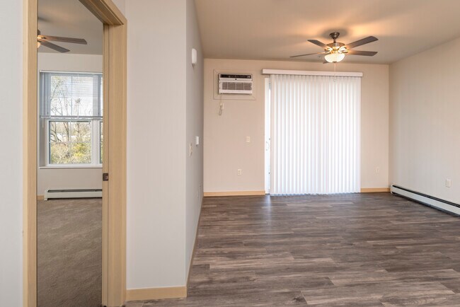 Foto del edificio - Layton Preserve