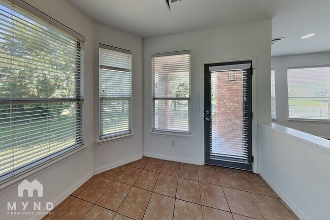 Foto del edificio - 2809 Winding Shore Ln
