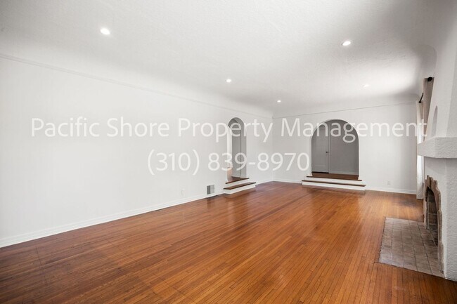 Foto del edificio - 107 N Mansfield Ave