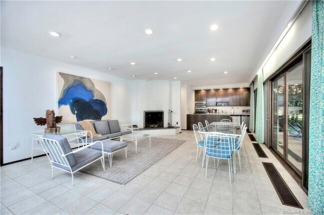 Building Photo - 212 Bayberry Ln