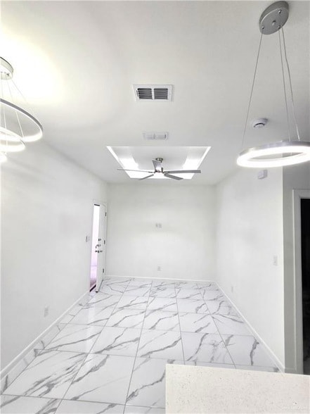 Building Photo - 3201 Magdalena St