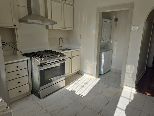 Foto del edificio - 2417 W Arthington St