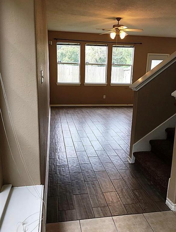 Foto del edificio - 17203 Oakwood Chase Dr