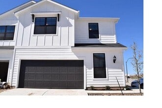 Building Photo - 441 Fieldwood Dr