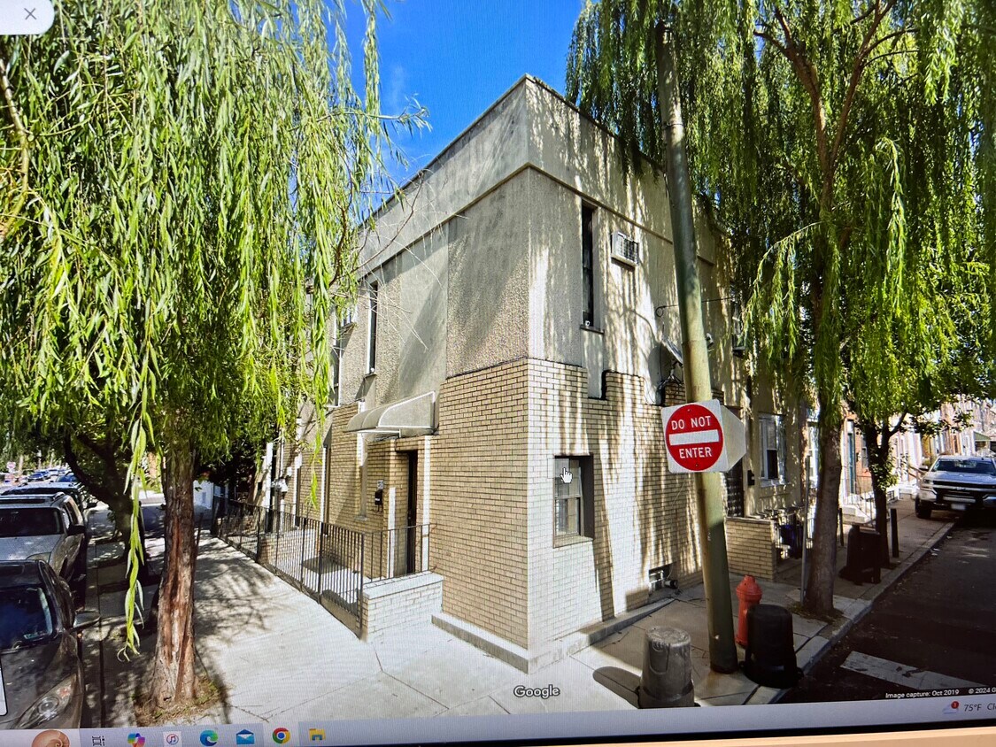 Esquina de la calle 29 y Winton - 2855 Winton St