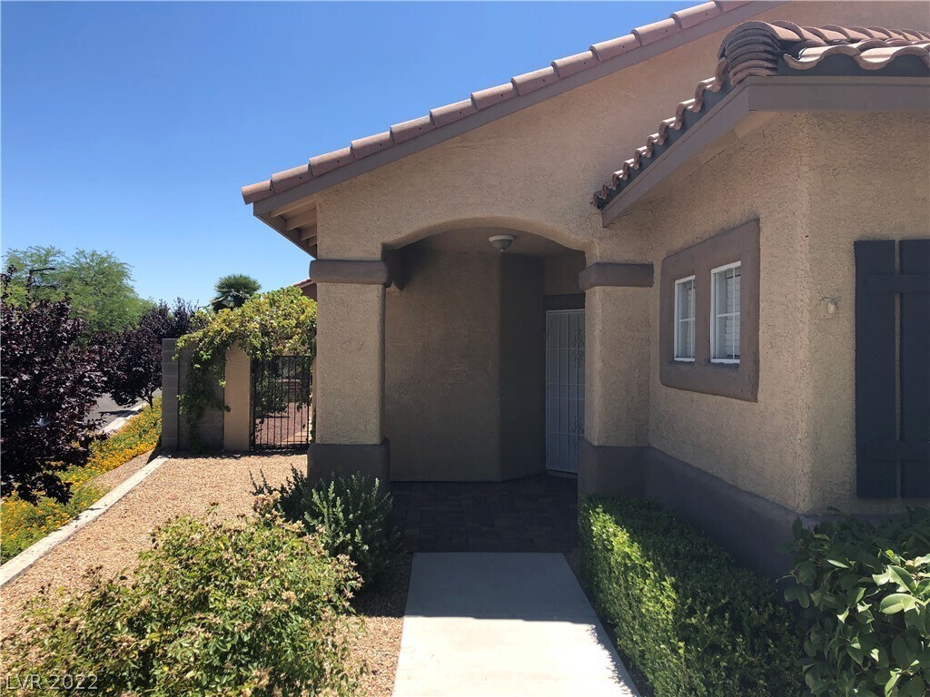 Foto principal - 10601 Umbrella Tree Ct