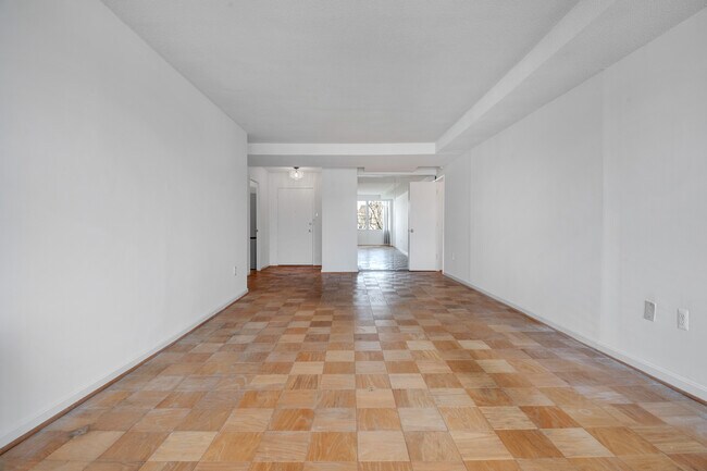 Foto del edificio - 1301 Delaware Ave SW