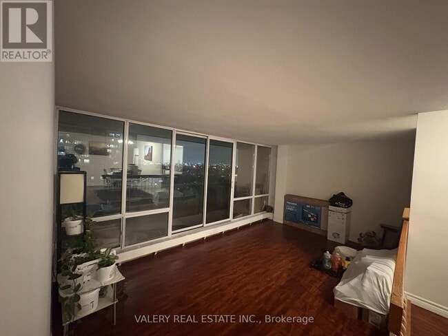 Building Photo - 31 Four Winds Dr