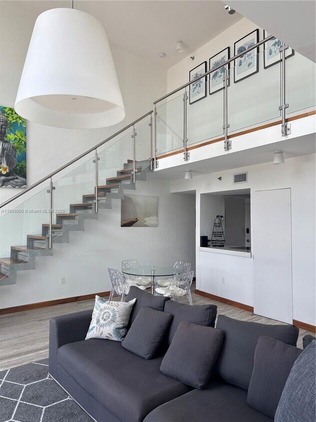 Foto principal - 221 Jefferson Ave