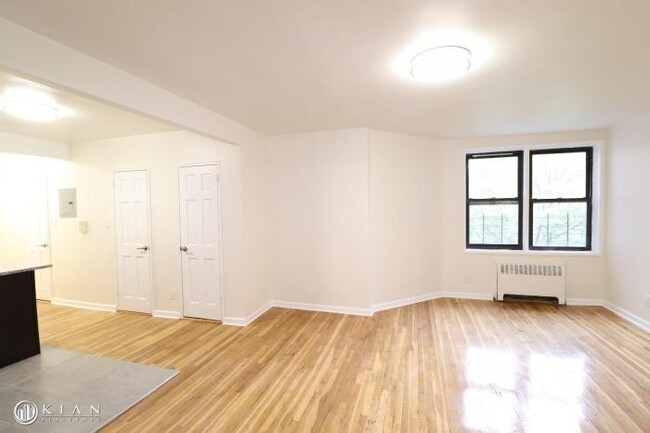 Foto del edificio - 1 bedroom in Flushing NY 11355