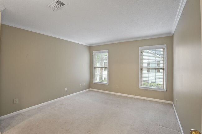 Building Photo - Charming 2-Bedroom, 2-Bathroom Rental with...