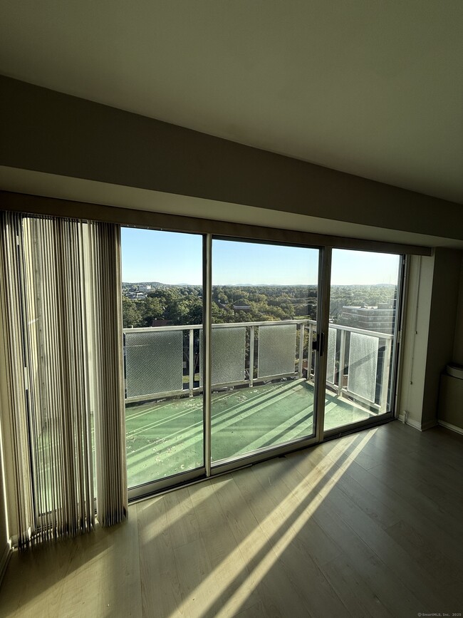 Foto del edificio - 30 Woodland St
