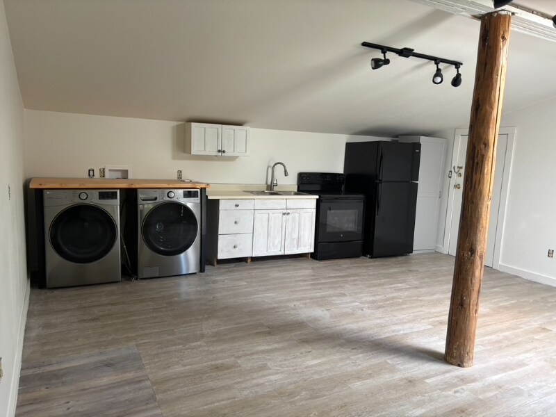 Foto principal - 1303 7th St NW