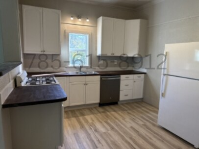 Foto del edificio - 836 E 10th St