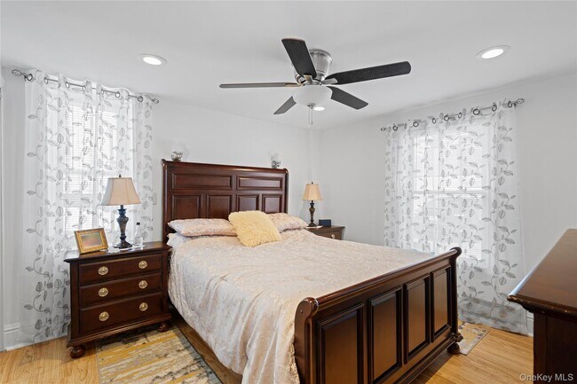 Foto del edificio - 46 N High St