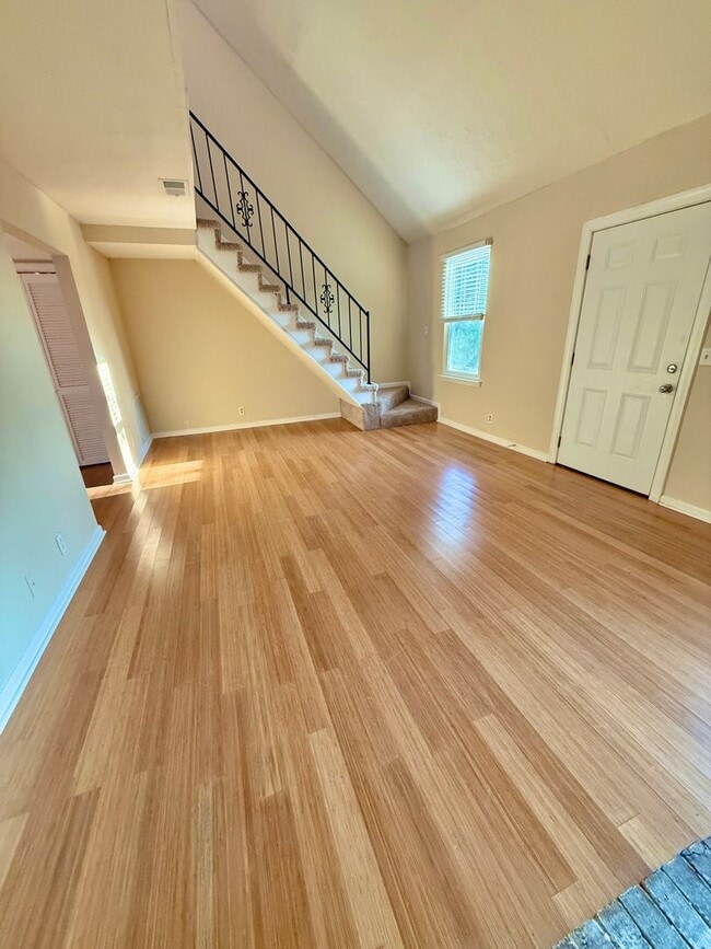 Photo - 3 Bed 2 Bath with Amenities in Hermitage for $1700/mo! House