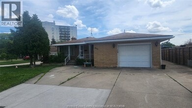 Building Photo - 8255 Riverside Dr E