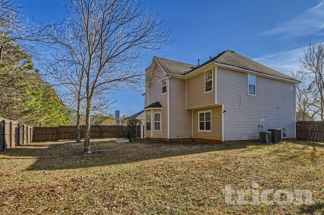 Building Photo - 589 Lakewater View Dr