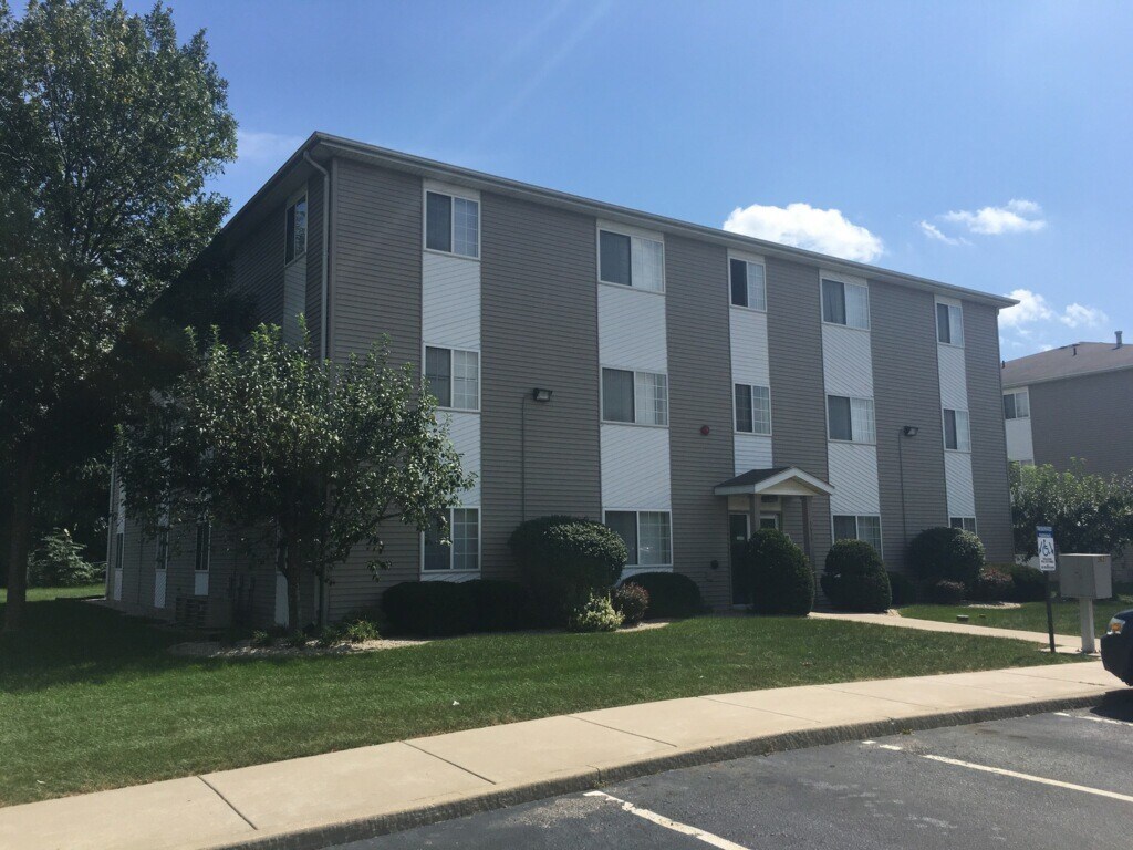 Primary Photo - 3625 Orchard Dr