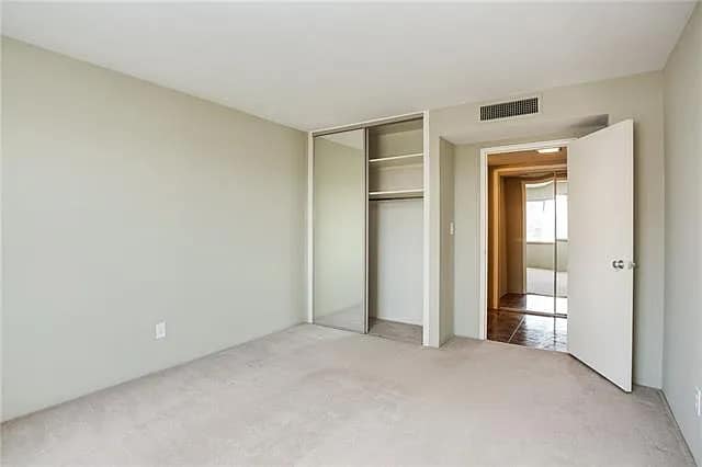 Building Photo - 4550 Warwick Blvd