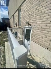 Building Photo - 1048 Zimmerman Crescent