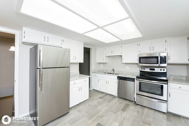 Foto del edificio - 14101 E Idaho Dr, Aurora, CO 80012