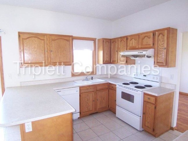 Foto del edificio - 2504 Somerset Dr
