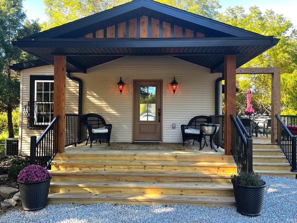 Foto principal - 624 Monroe St