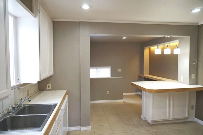 Building Photo - 3395 W 55th Ave