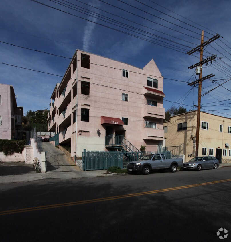 Building Photo - 1929 Echo Park Ave